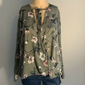Juniors Top LELA SKY SZ SMALL Green Long Sleeves
